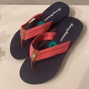Tommy Bahama Coral and Navy Sandals in size 8
